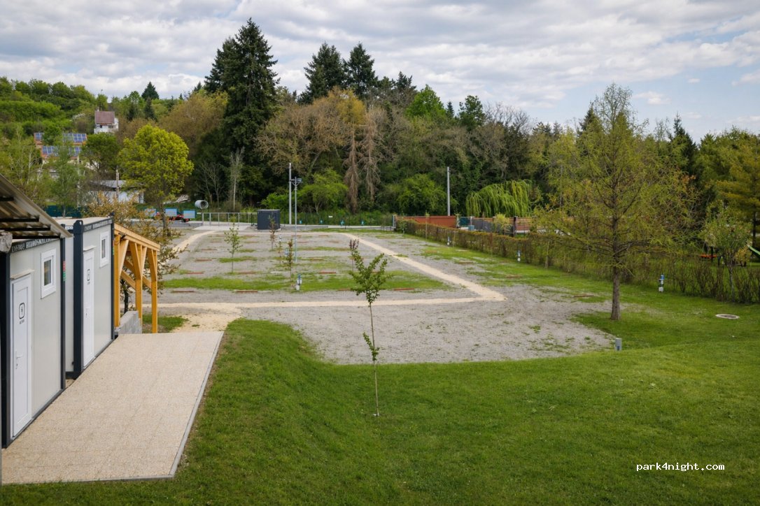 Camperpark  Szépasszony-völgy — foto 2