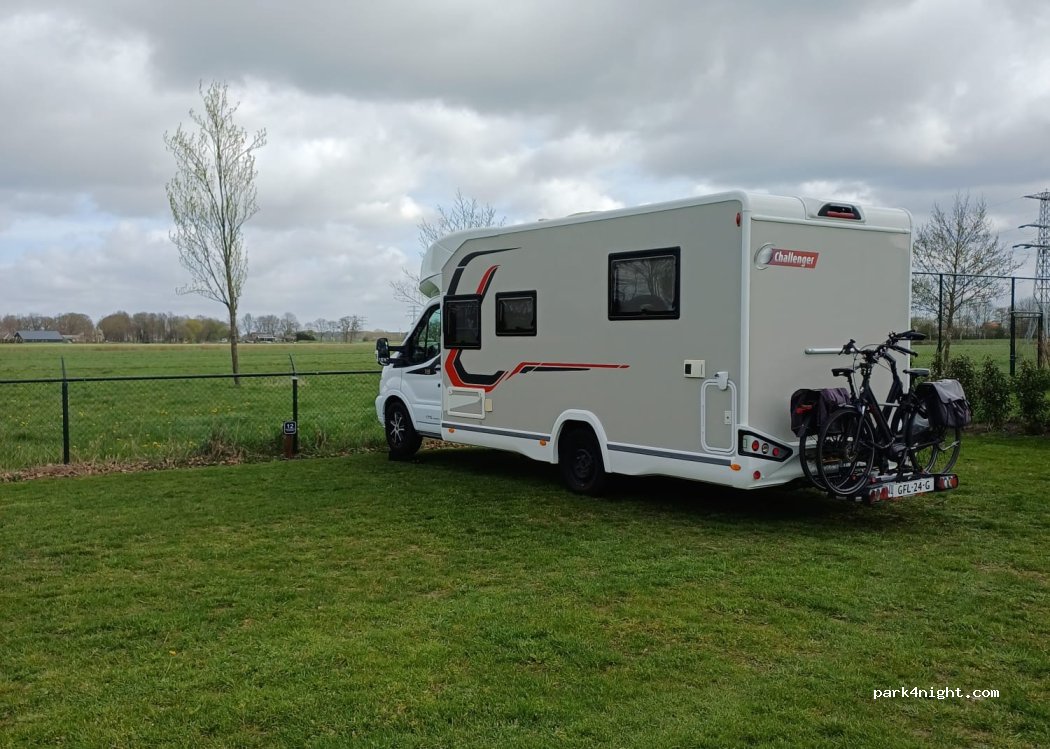 Camperplaats De Leembrug — foto