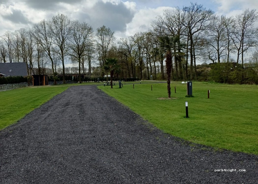 Camperplaats De Leembrug — foto 2