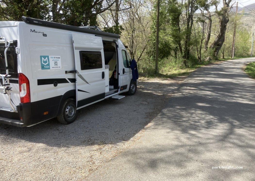 (04200) Noyers-sur-Jabron - La Tranchée — foto