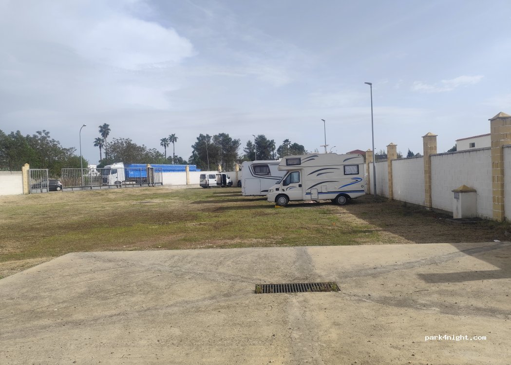 () Burguillos del Cerro - Calle Zarza — foto
