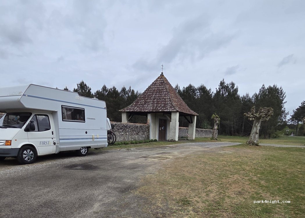 (40410) Pissos - Route de Sore — foto