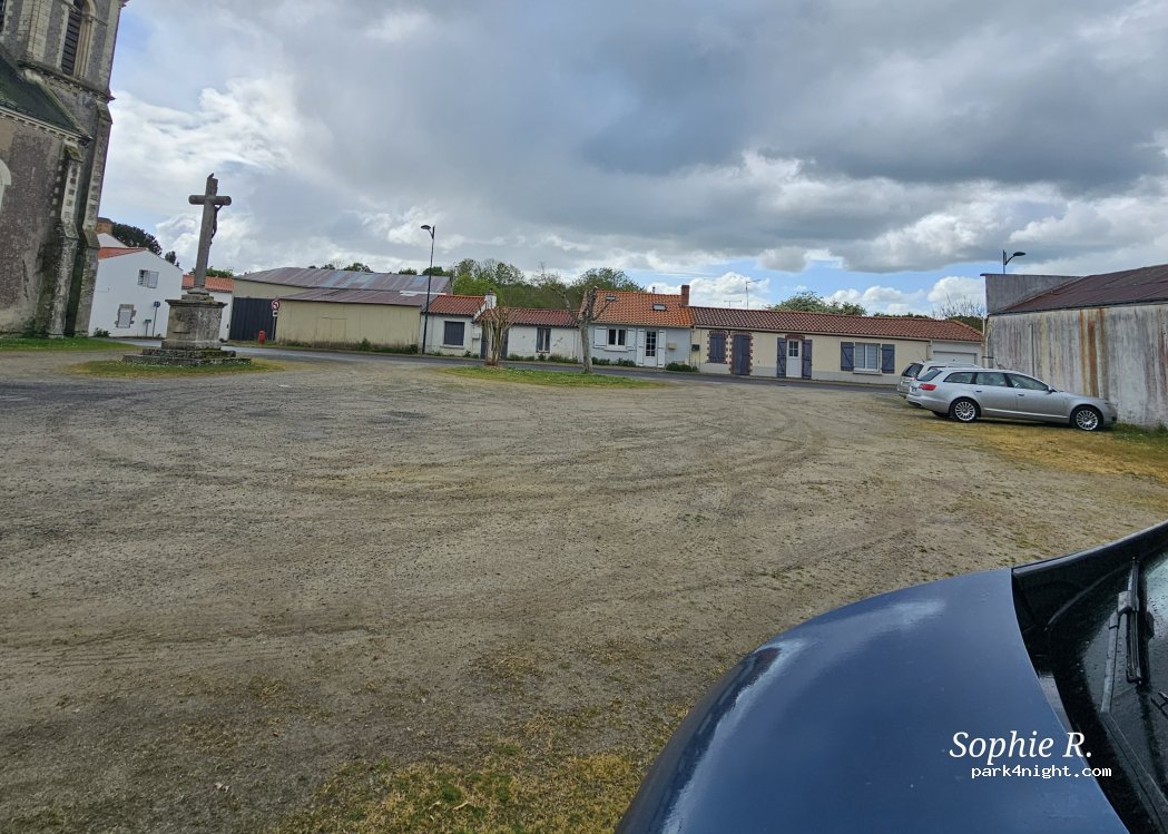 (85670) Falleron - Rue de l' Eglise — foto