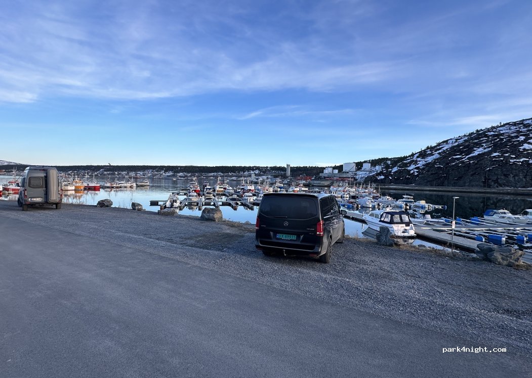 (9510) Alta - Fiskerihavna — foto