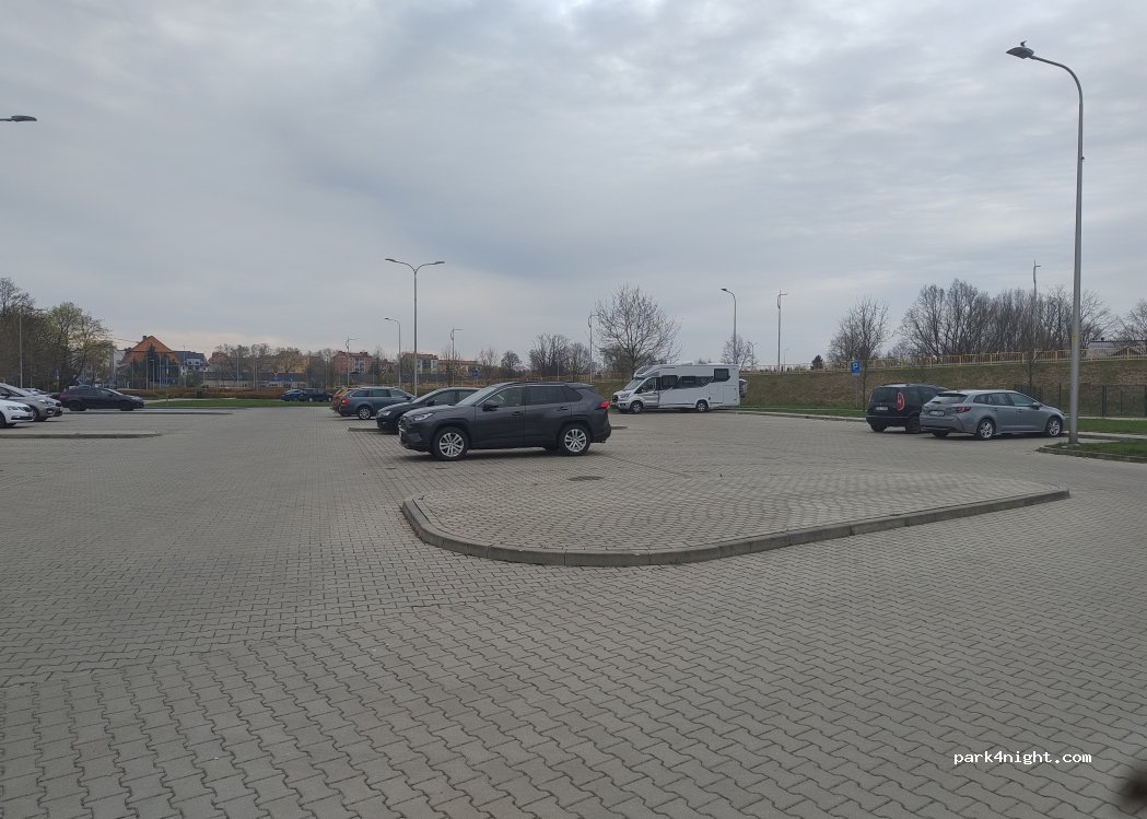 (59-220) Legnica - Bielańska — foto 2