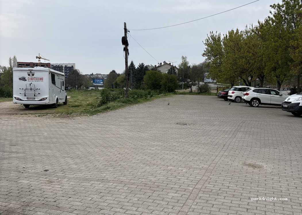 (1300) Kumanovo - Oktomvriska Revolucija — foto