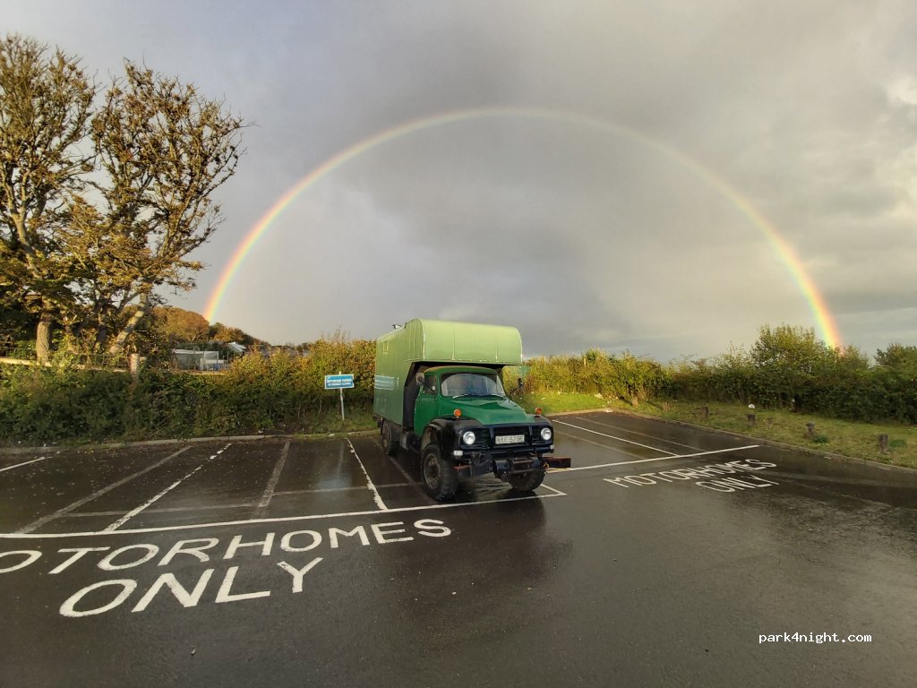 (DT7 3JZ) Lyme Regis - 7 Cobb Road — foto
