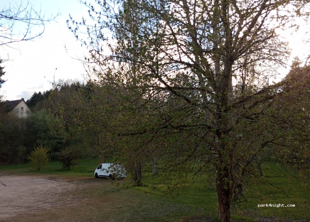 (63640) Charensat - D 13 — foto