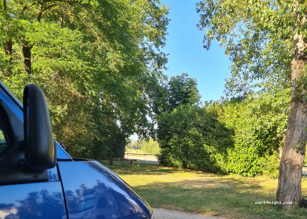 Camping Deneuvre — foto