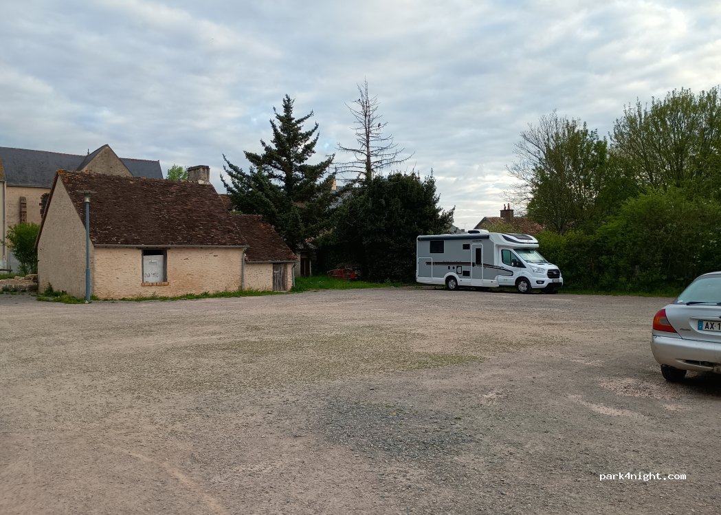 (72240) Mézières-sous-Lavardin - Chemin de la Fuie — foto