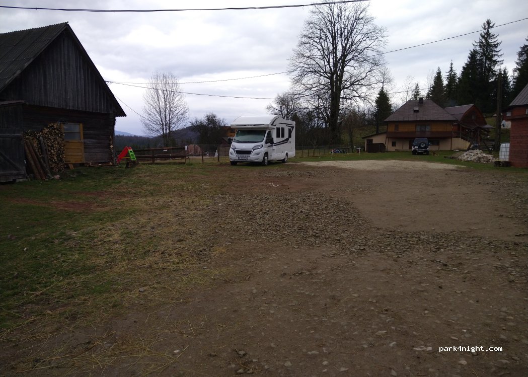 (517326) Ghețari - Strada Peștera Scărișoara — foto