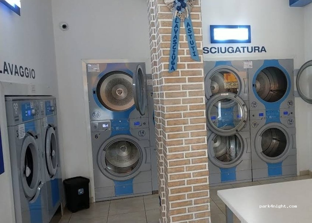 (31016) Godega di Sant'Urbano - Via Nazionale — foto