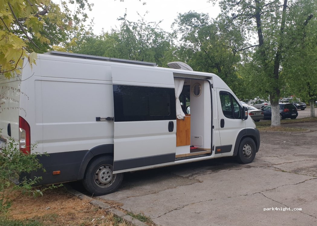 () București - Calea Piscului — foto 4