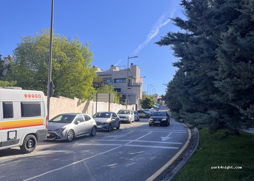 (18008) Granada - Calle Pianista Pepita Bustamante — foto
