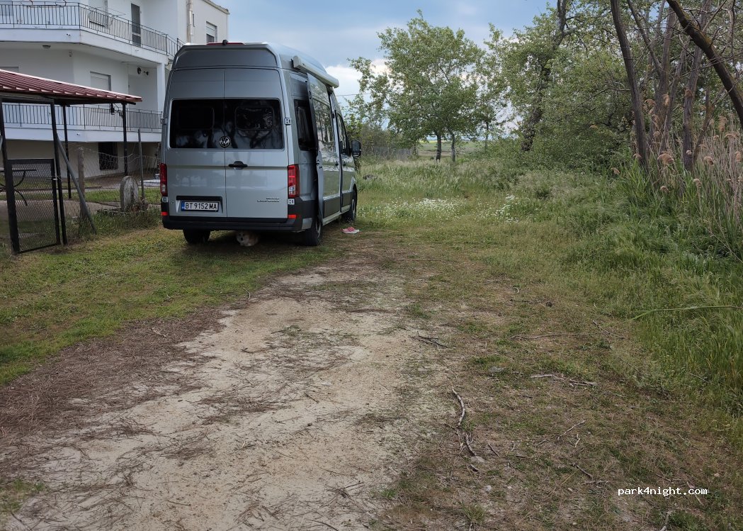 (67061) Mandra - Unnamed Road — foto