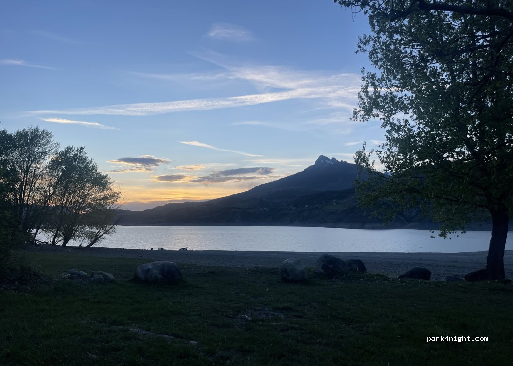 (05160) Savines-le-Lac - N 94 — foto