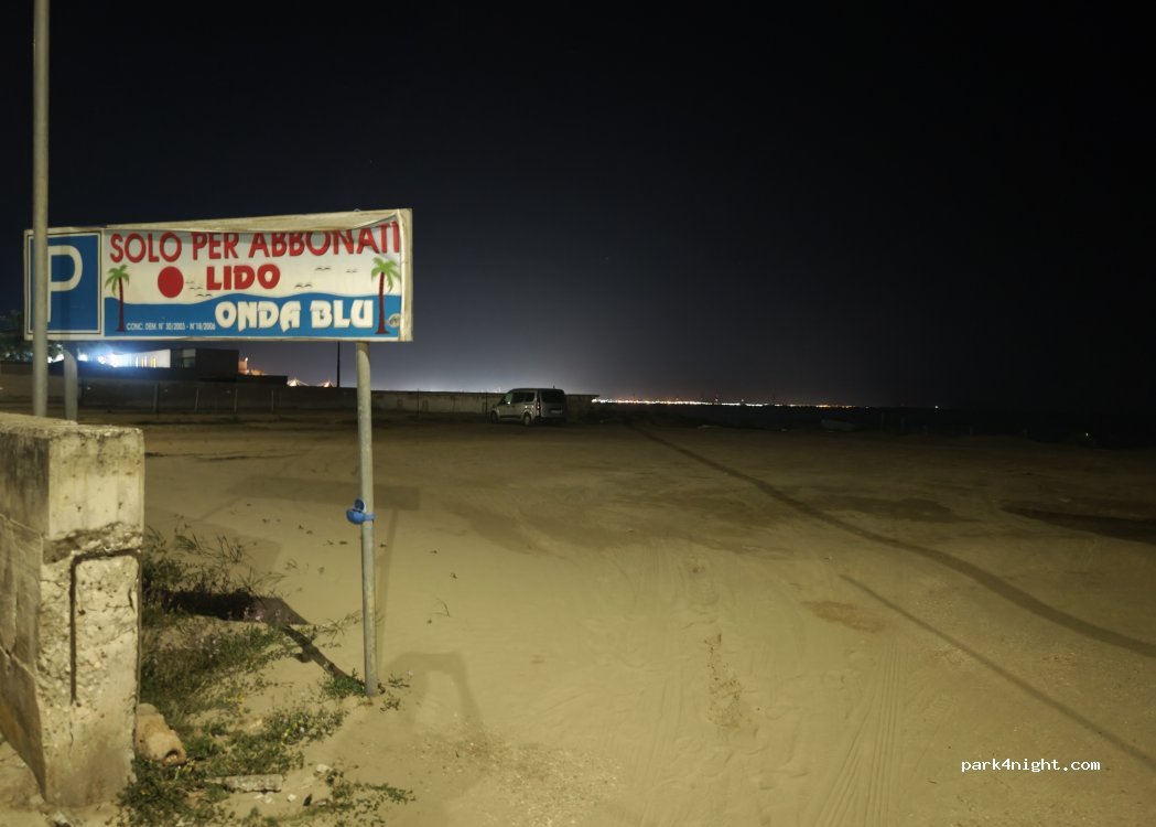 (74016) Palagiano - Lungomare Marinai d'Italia — foto