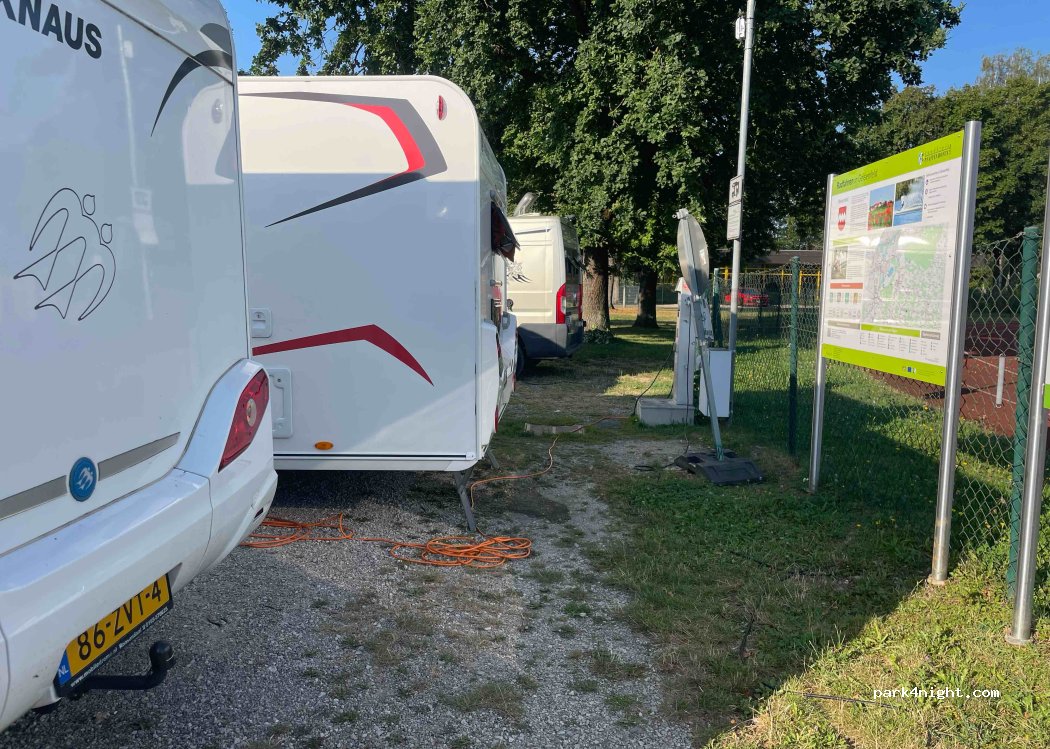 Wohnmobilstellplatz Geisenfeld — foto 4