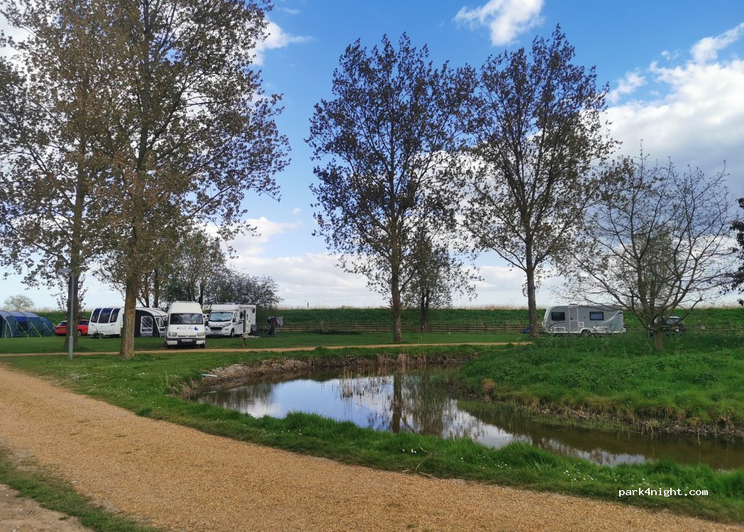 Reedham Ferry Touring Park — foto