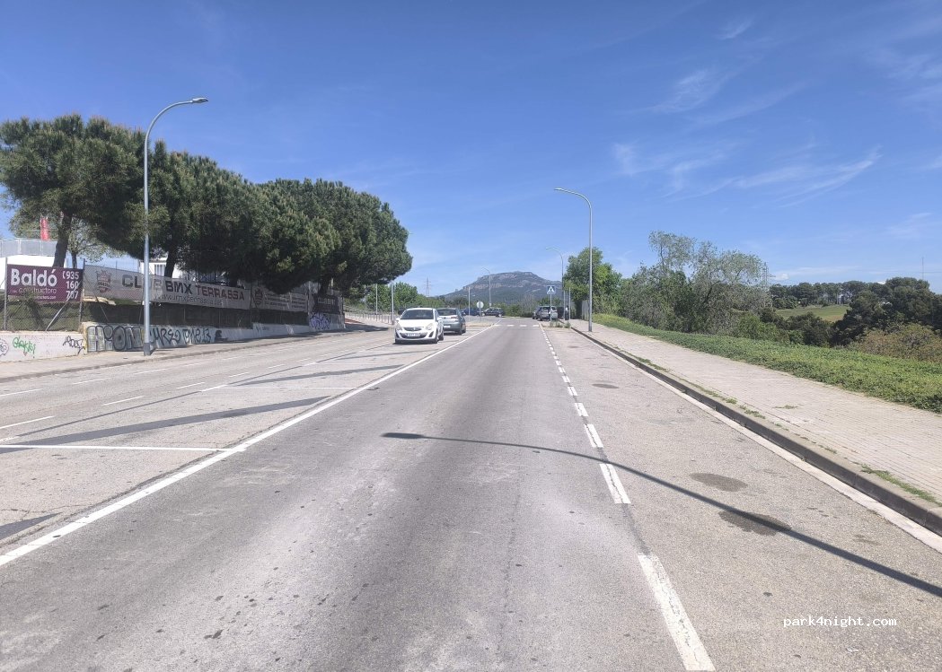 (08221) Terrassa - Avinguda del Pintor Mir — foto