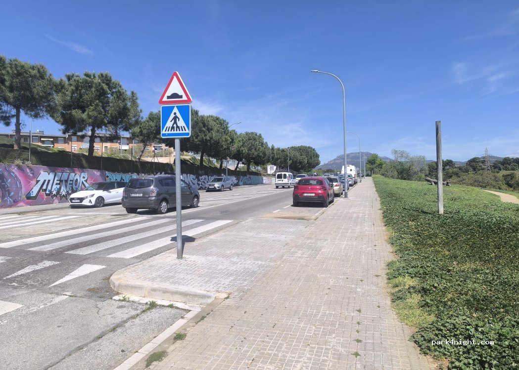 (08221) Terrassa - Avinguda del Pintor Mir — foto 4