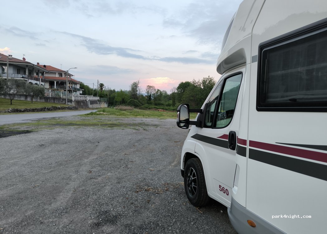 (10081) Quagliuzzo - Via Remo Schenoni — foto