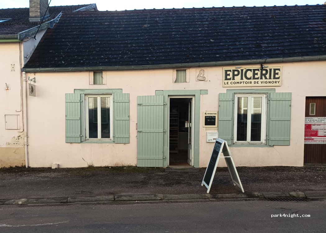 (52320) Vignory - Rue du Général Leclerc — foto