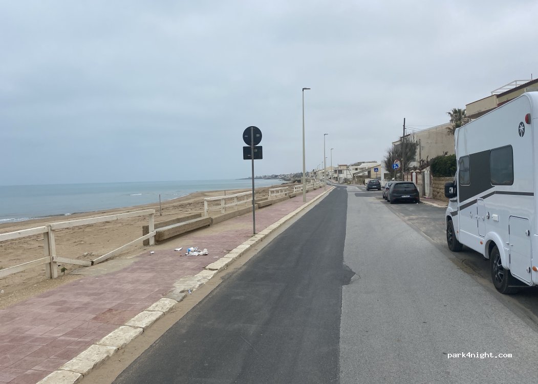 (97019) Vittoria - Riviera Lanterna — foto