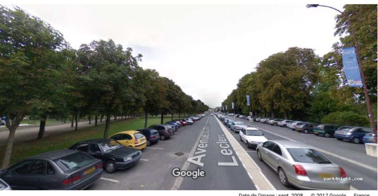 (51000) Châlons-en-Champagne - 1 Avenue du Maréchal Leclerc — foto