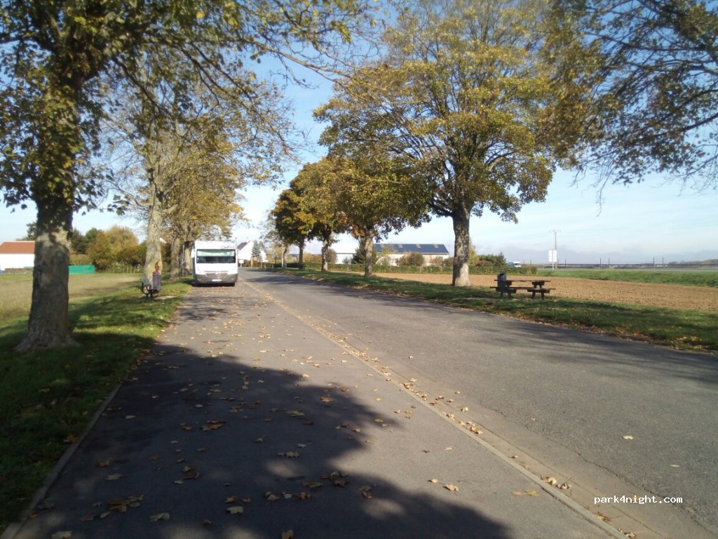 (45520) Chevilly - 329 Rue de la Croix Briquet — foto