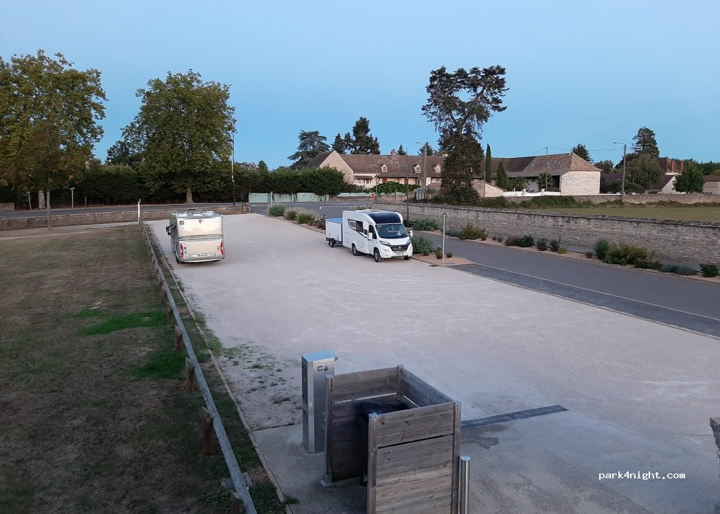 (71240) Sennecey-le-Grand - Rue de la République — foto 2
