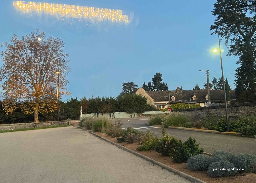 (71240) Sennecey-le-Grand - Rue de la République — foto 3