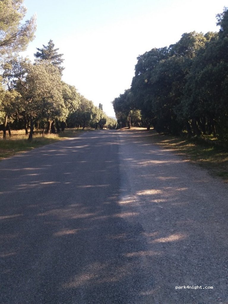 (26790) Suze-la-Rousse - La Garenne — foto 3