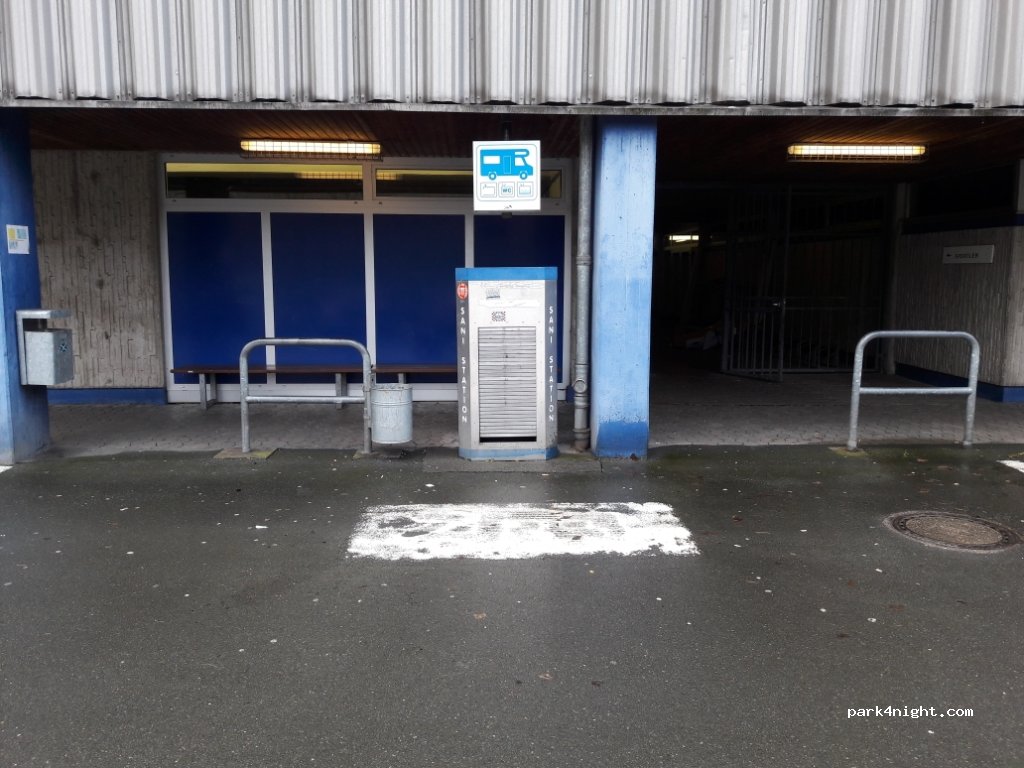 Wohnmobil Stellplatz Sauerlandhalle — foto