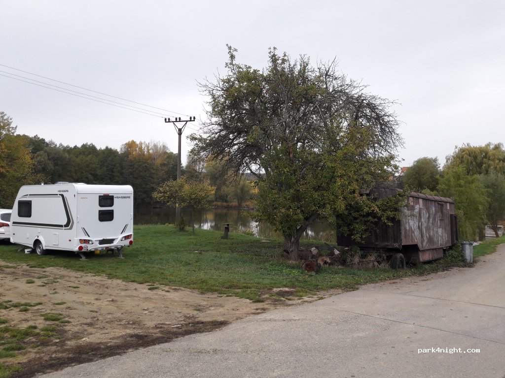 (669 02) Hnanice - Pod Skálou — foto 2