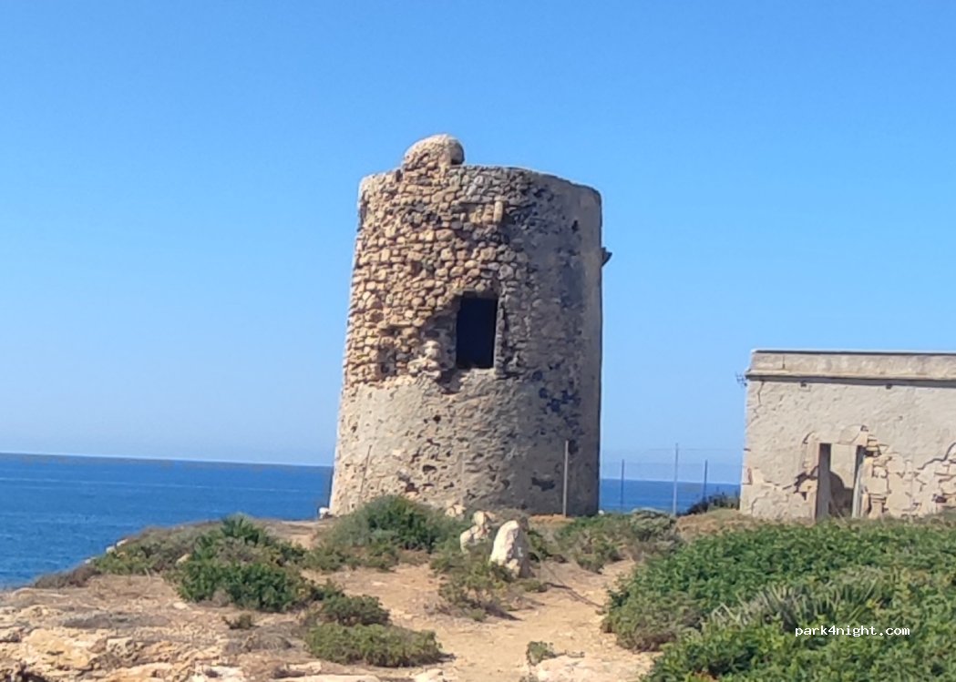 (09072) Cabras - Unnamed Road — foto