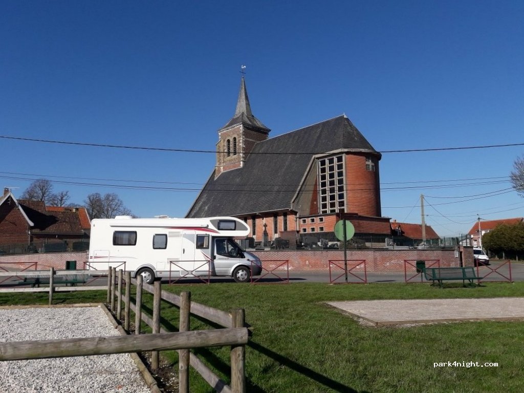 (62130) Croix-en-Ternois - Rue de la Mairie — foto 3