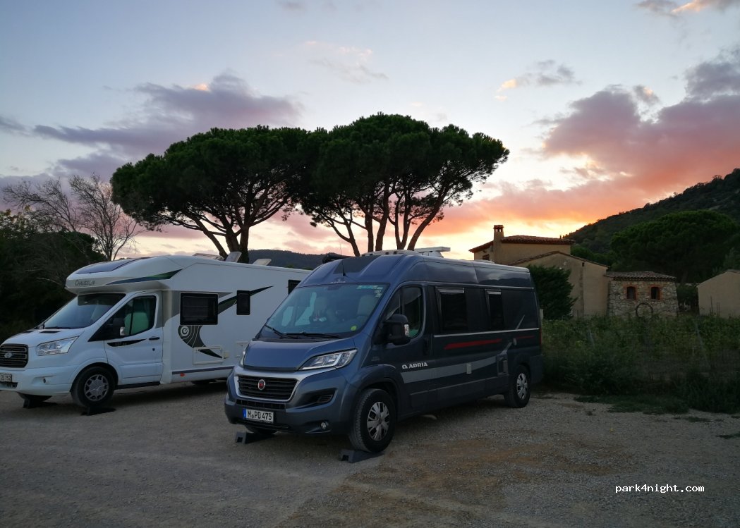 (83120) Le Plan-de-la-Tour - Rue Cardenille — foto 2