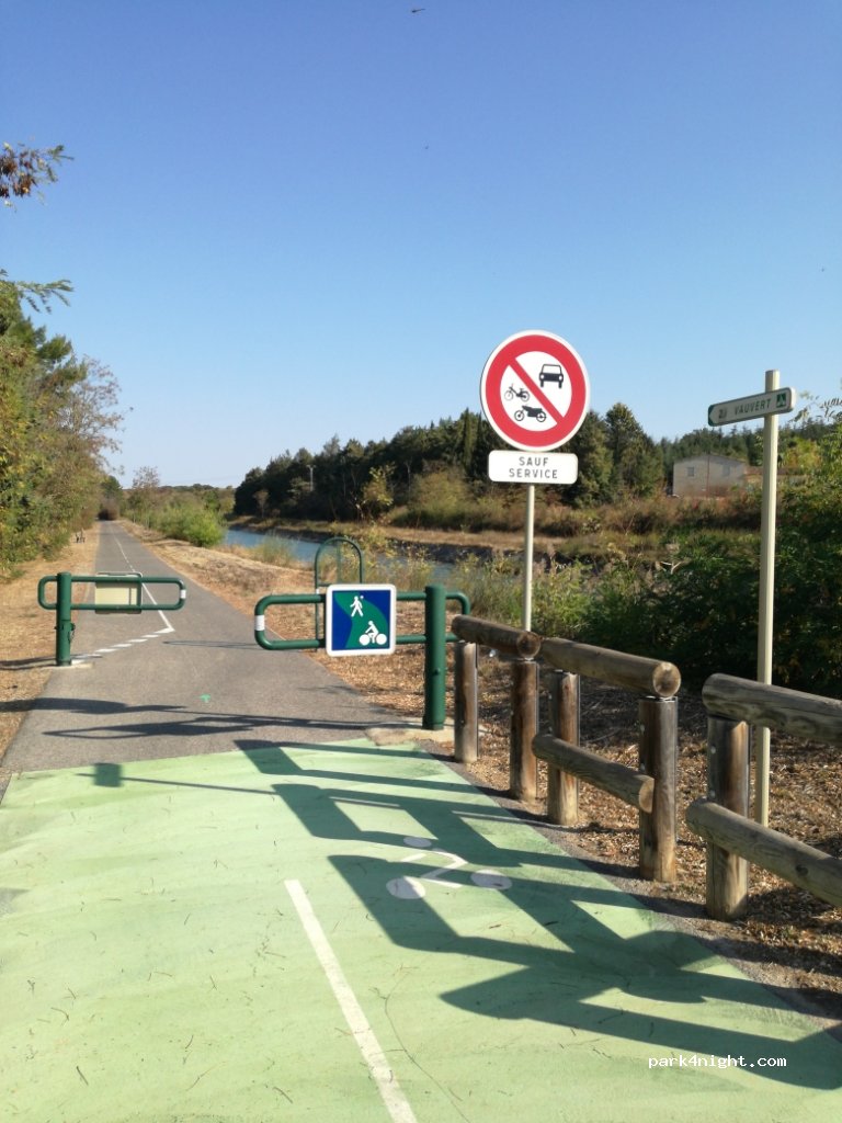 (30740) Le Cailar - Véloroute — foto 2
