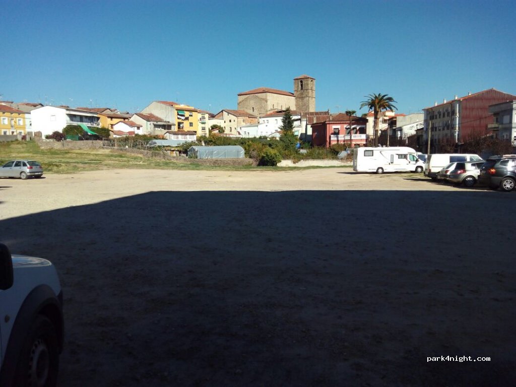 (10400) Jaraíz de la Vera - 118F Avenida de la Constitución — foto 3