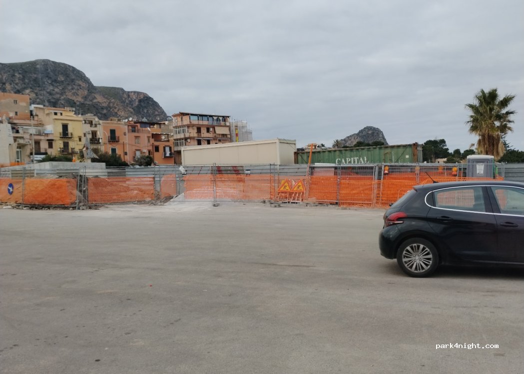 (90017) Santa Flavia - Piano Stenditore — foto