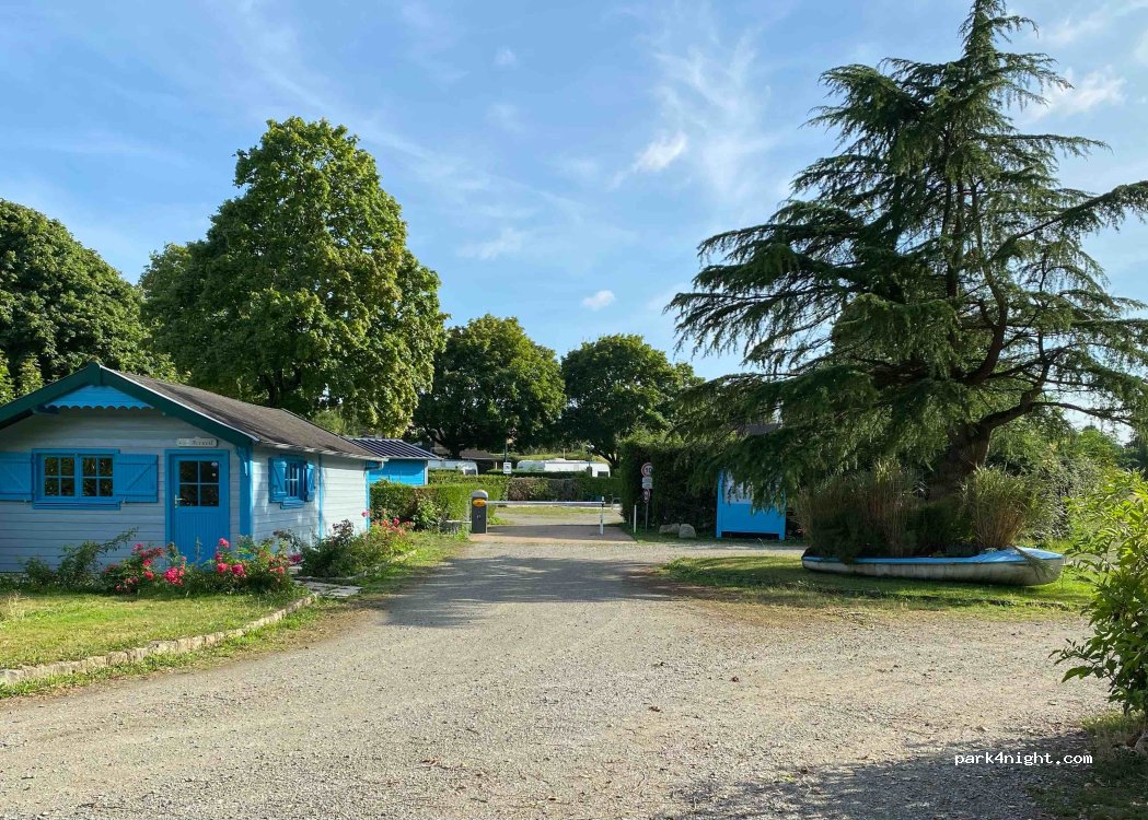le camping de Conlie — foto 2