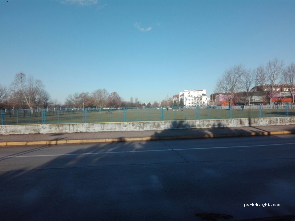 (10000) Zagreb - 35 Jarunska ulica — foto 3