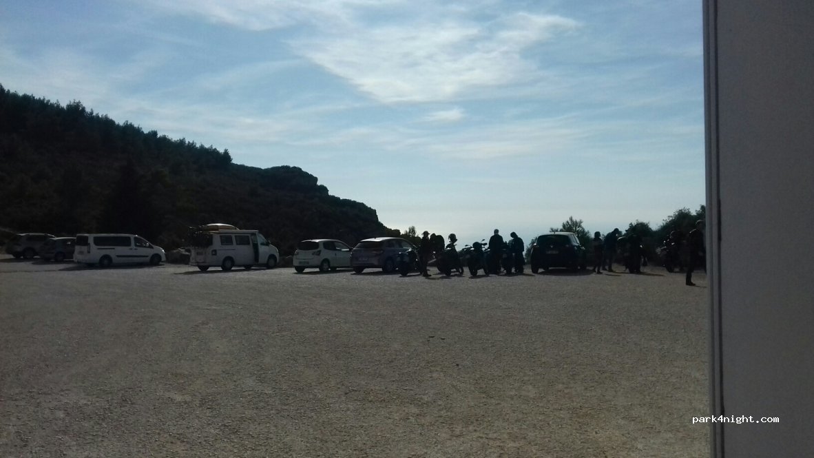 (13260) Cassis - Route des Crêtes — foto