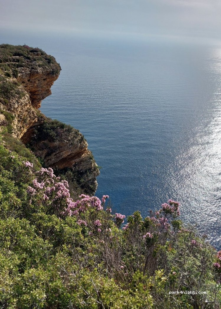 (13260) Cassis - Route des Crêtes — foto 5