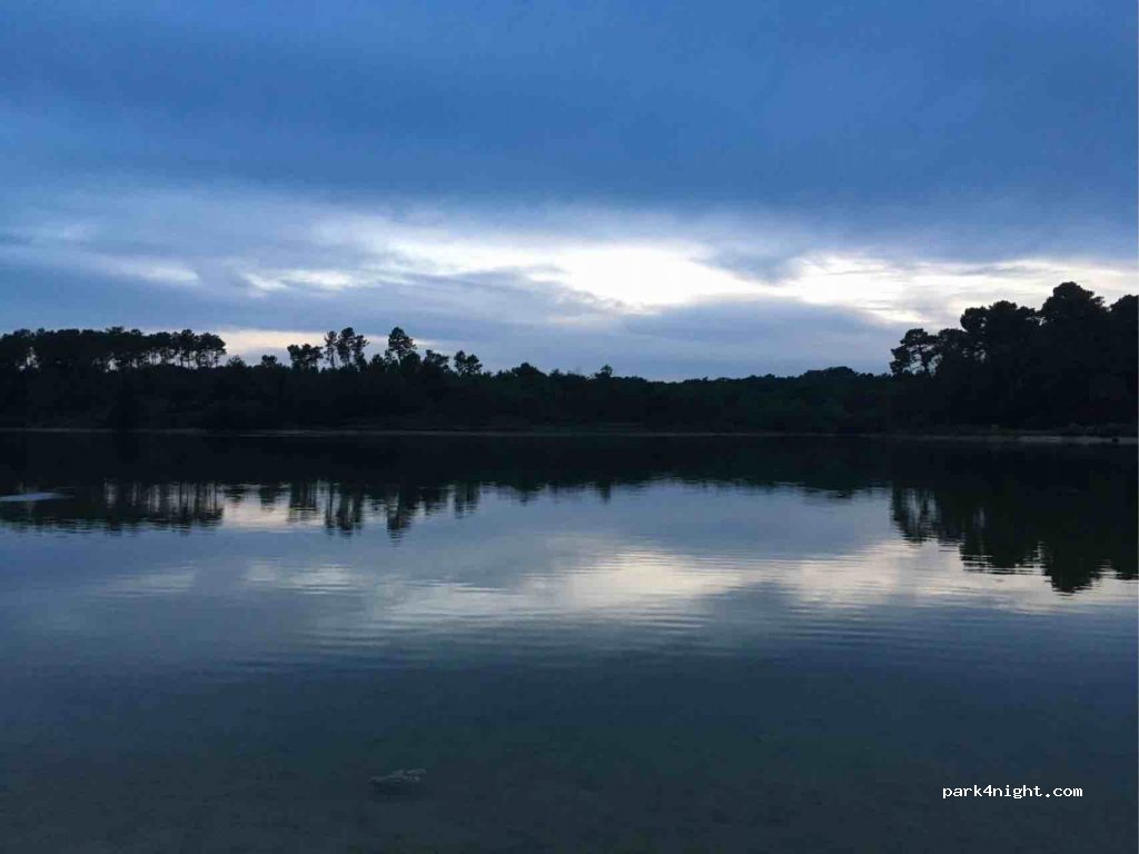 (33690) Sigalens - Unnamed Road — foto