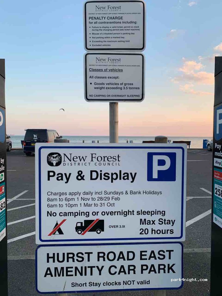 (SO41) Milford on Sea - 14 Hurst Road — foto