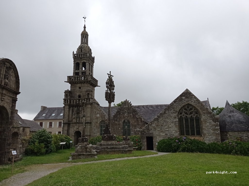 (29550) Plomodiern - 365 Sainte-Marie du Ménez Hom — foto