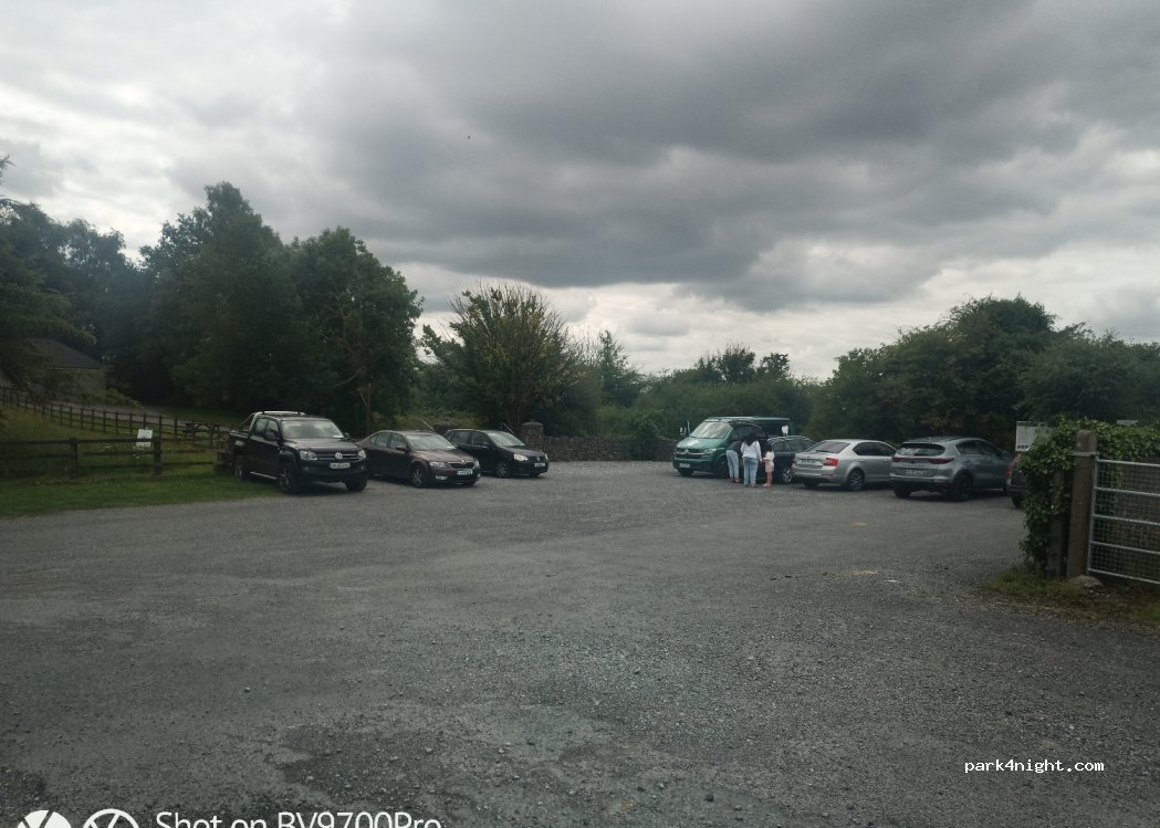 () Whinning - Unnamed Road — foto 4