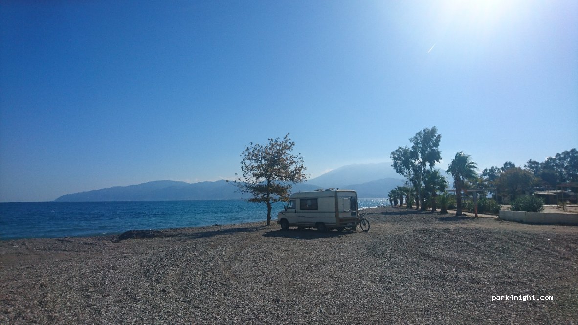 (303 00) Nafpaktia - Unnamed Road — foto